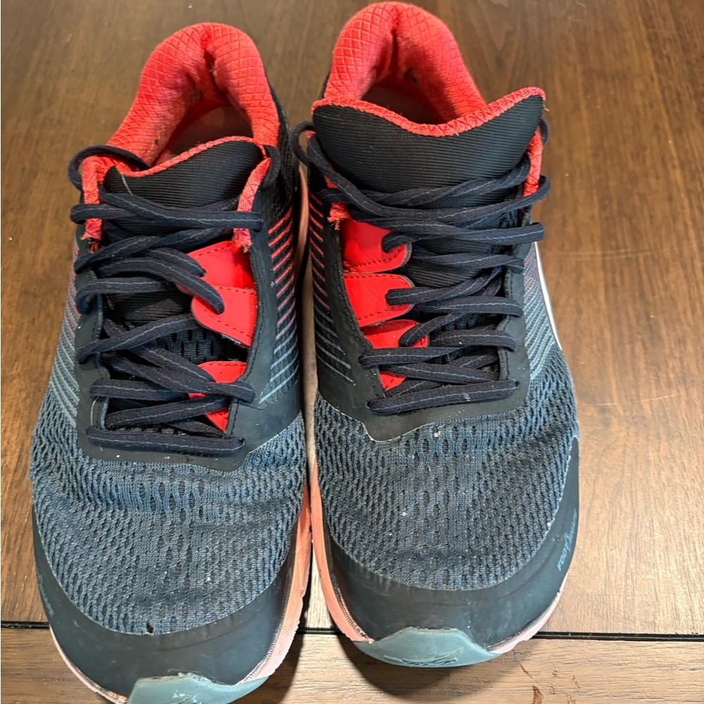Altra Women's Sneakers - Black and pink/redish

Provisions